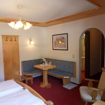 Bed and breakfast Gastehaus Rastkogel Tux
